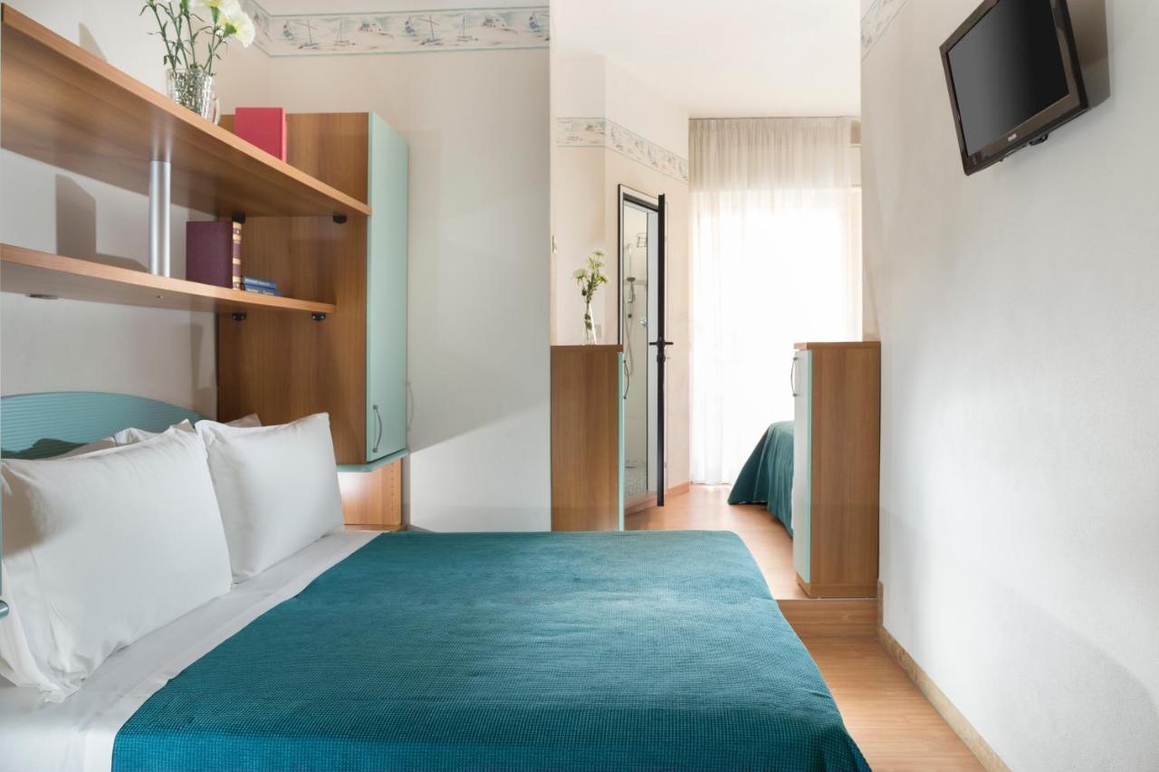 Hotel Sampaoli Белларія-Іджеа-Марина Екстер'єр фото