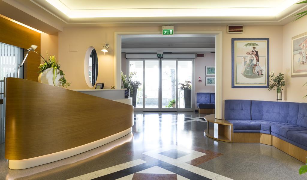 Hotel Sampaoli Белларія-Іджеа-Марина Екстер'єр фото